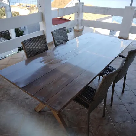 Arbanija Appartamento